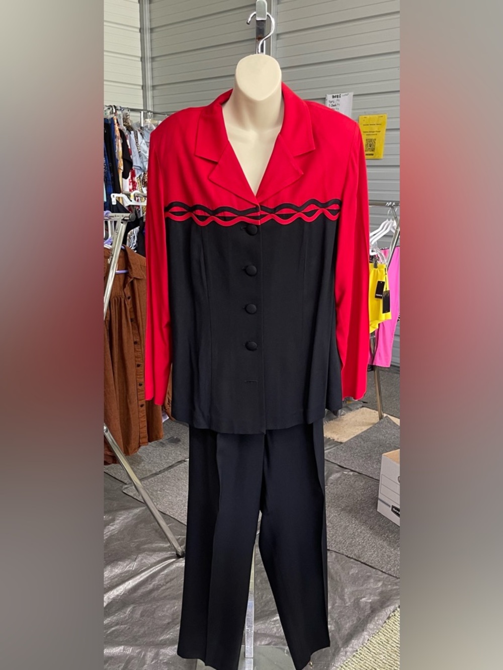 Vintage - Dress Barn Red and Black Two-Piece Set